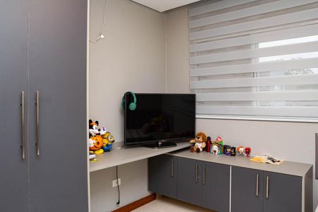 Casa à venda com 164m², 3 quartos e 3 vagas Casa à venda com 164m², 3 quartos e 3 vagasQUARTO 2