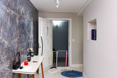 Casa à venda com 164m², 3 quartos e 3 vagas Casa à venda com 164m², 3 quartos e 3 vagasHall de entrada
