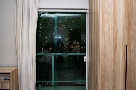 Casa à venda com 164m², 3 quartos e 3 vagas Casa à venda com 164m², 3 quartos e 3 vagasSUITE