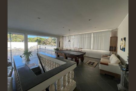 Casa à venda com 4 quartos, 630m² em Jardim das Paineiras, Campinas