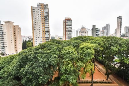 Apartamento à venda com 89m², 2 quartos e 1 vaga Apartamento à venda com 89m², 2 quartos e 1 vagaVista da suíte 2