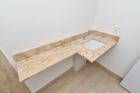 Apartamento à venda com 89m², 2 quartos e 1 vaga Apartamento à venda com 89m², 2 quartos e 1 vagaBanheiro da suíte 2
