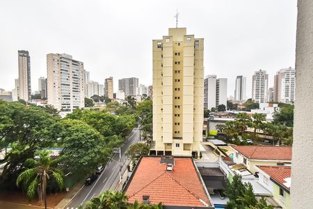 Apartamento à venda com 89m², 2 quartos e 1 vaga Apartamento à venda com 89m², 2 quartos e 1 vagaVista da suíte 1