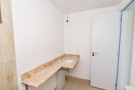 Apartamento à venda com 89m², 2 quartos e 1 vaga Apartamento à venda com 89m², 2 quartos e 1 vagaBanheiro da suíte 2