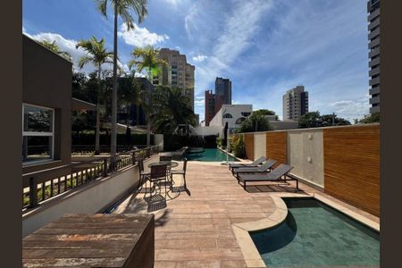 Apartamento à venda com 3 quartos, 213m² em Cambuí, Campinas