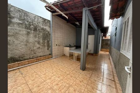 Casa para alugar com 360m², 4 quartos e 3 vagas