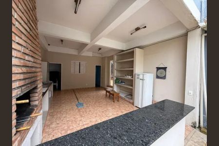 Casa para alugar com 360m², 4 quartos e 3 vagas