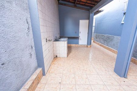 Área de serviço de casa para alugar com 4 quartos, 360m² em Itapoã, Belo Horizonte