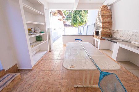 Casa para alugar com 360m², 4 quartos e 3 vagas Casa para alugar com 360m², 4 quartos e 3 vagasÁrea gourmet / piscina