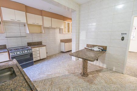 Cozinha de casa para alugar com 4 quartos, 360m² em Itapoã, Belo Horizonte