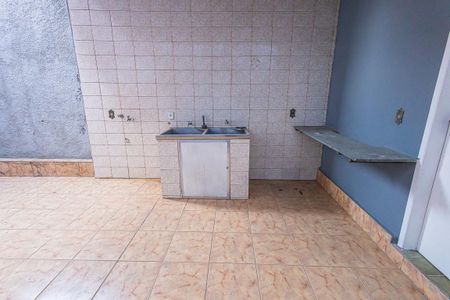 Casa para alugar com 360m², 4 quartos e 3 vagas Casa para alugar com 360m², 4 quartos e 3 vagasÁrea de serviço