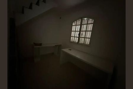 Casa para alugar com 360m², 4 quartos e 3 vagas