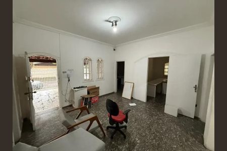 Casa para alugar com 360m², 4 quartos e 3 vagas Casa para alugar com 360m², 4 quartos e 3 vagasSala