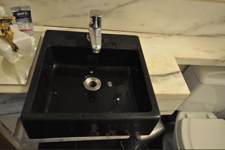 Casa à venda com 80m², 2 quartos e 1 vagaBanheiro