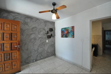 Sala de casa à venda com 2 quartos, 80m² em Cidade Brasil, São Paulo