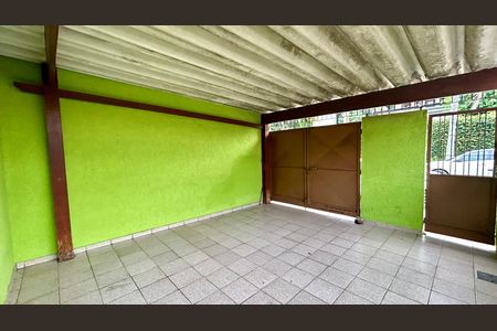 Casa à venda com 125m², 3 quartos e 1 vaga Casa à venda com 125m², 3 quartos e 1 vagaGaragem