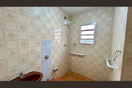 Casa à venda com 125m², 3 quartos e 1 vaga Casa à venda com 125m², 3 quartos e 1 vagaBanheiro da Suíte