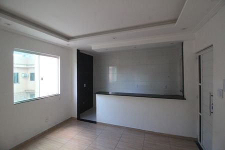 Sala de apartamento para alugar com 1 quarto, 40m² em Centro, Nilópolis