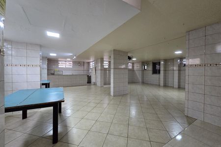 Apartamento para alugar com 55m², 2 quartos e 1 vaga Apartamento para alugar com 55m², 2 quartos e 1 vagaÁrea comum - Salão de festas