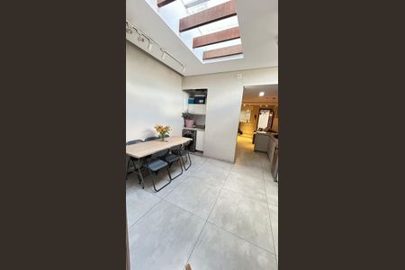 Casa à venda com 100m², 2 quartos e 2 vagasCozinha