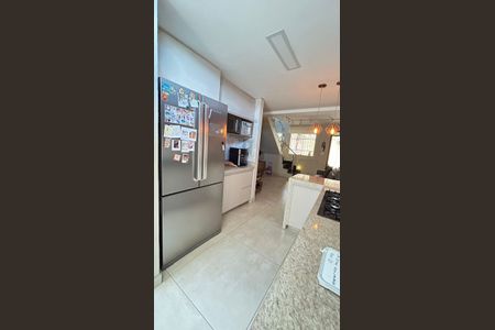 Cozinha de casa à venda com 2 quartos, 100m² em Camargos, Belo Horizonte