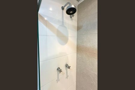 Apartamento para alugar com 76m², 2 quartos e 1 vaga