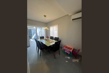 Casa de condomínio à venda com 90m², 3 quartos e 2 vagas