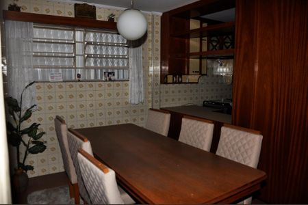Casa para alugar com 170m², 3 quartos e 1 vaga Casa para alugar com 170m², 3 quartos e 1 vagaCopa