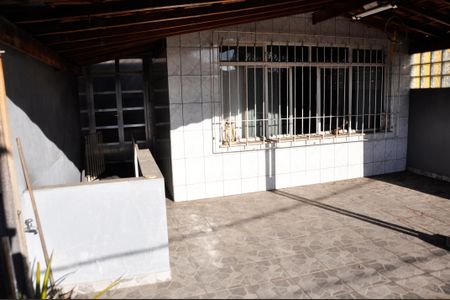 Casa para alugar com 170m², 3 quartos e 1 vaga Casa para alugar com 170m², 3 quartos e 1 vagaQuintal