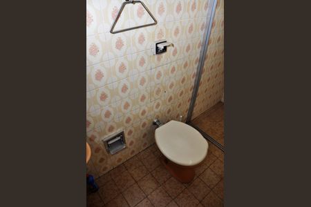 Casa para alugar com 170m², 3 quartos e 1 vaga Casa para alugar com 170m², 3 quartos e 1 vagaBanheiro Social