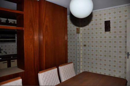 Casa para alugar com 170m², 3 quartos e 1 vaga Casa para alugar com 170m², 3 quartos e 1 vagaCopa