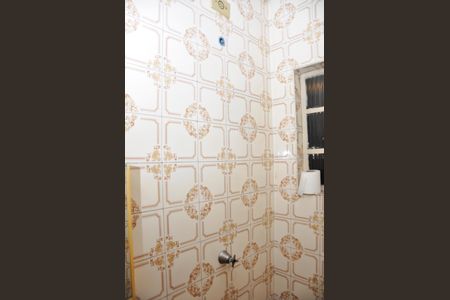 Casa para alugar com 170m², 3 quartos e 1 vaga Casa para alugar com 170m², 3 quartos e 1 vagaBanheiro de Serviço