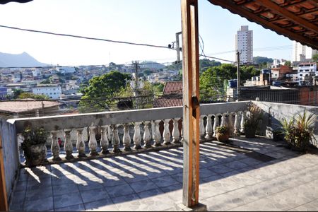 Casa para alugar com 170m², 3 quartos e 1 vaga Casa para alugar com 170m², 3 quartos e 1 vagaQuintal