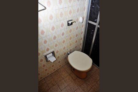 Casa para alugar com 170m², 3 quartos e 1 vaga Casa para alugar com 170m², 3 quartos e 1 vagaBanheiro Social