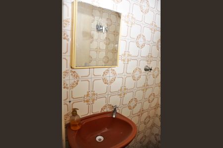 Casa para alugar com 170m², 3 quartos e 1 vaga Casa para alugar com 170m², 3 quartos e 1 vagaBanheiro de Serviço
