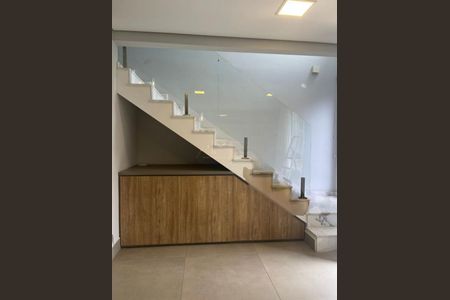 Casa de condomínio à venda com 121m², 3 quartos e 2 vagas