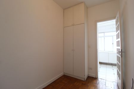 Apartamento para alugar com 128m², 3 quartos e 1 vagaÁrea de Serviço