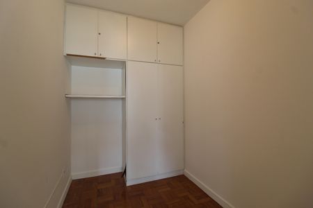 Apartamento para alugar com 128m², 3 quartos e 1 vagaÁrea de Serviço
