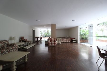 Apartamento para alugar com 128m², 3 quartos e 1 vagaÁrea Comum - Salão de Festas