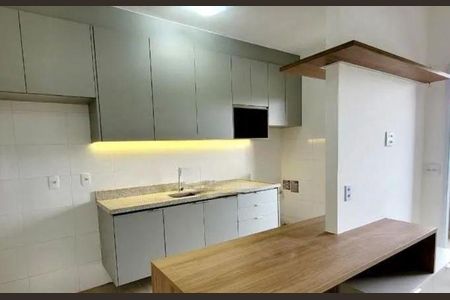 Cozinha de apartamento à venda com 2 quartos, 64m² em Parque Prado, Campinas