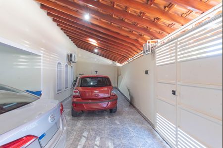 Casa à venda com 360m², 3 quartos e 4 vagasGaragem