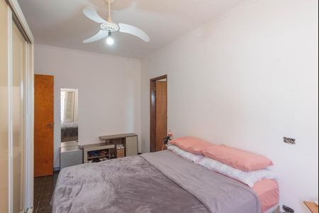 Casa à venda com 360m², 3 quartos e 4 vagasSuíte