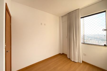 Apartamento à venda com 150m², 4 quartos e 3 vagasSuite 2