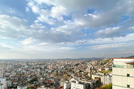 Apartamento à venda com 150m², 4 quartos e 3 vagasVista Quarto 4