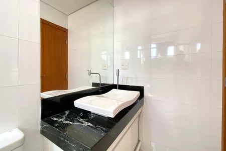 Apartamento à venda com 150m², 4 quartos e 3 vagasBanheiro da Suíte 2