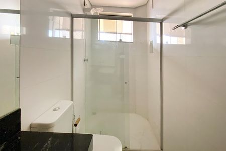 Apartamento à venda com 150m², 4 quartos e 3 vagasBanheiro da Suíte 1