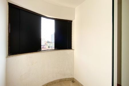 Apartamento à venda com 150m², 4 quartos e 3 vagasVaranda do Quarto 3