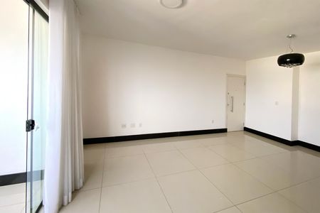 Apartamento à venda com 150m², 4 quartos e 3 vagasSala