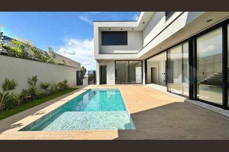 Casa de condomínio à venda com 559m², 4 quartos e 6 vagas