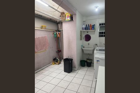 Apartamento à venda com 111m², 3 quartos e 2 vagas Apartamento à venda com 111m², 3 quartos e 2 vagasÁrea de Serviço